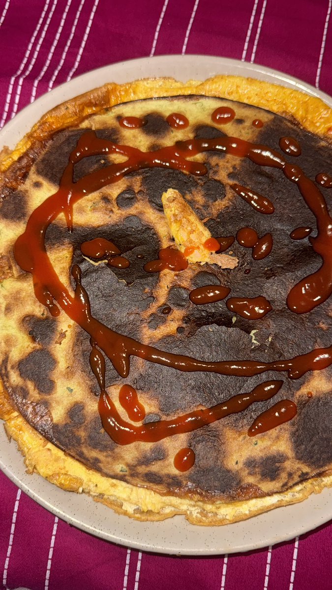 flowerbedsheet's tweet image. #byebye gourmet pasta 
#welcomeback carcinogenic omelette