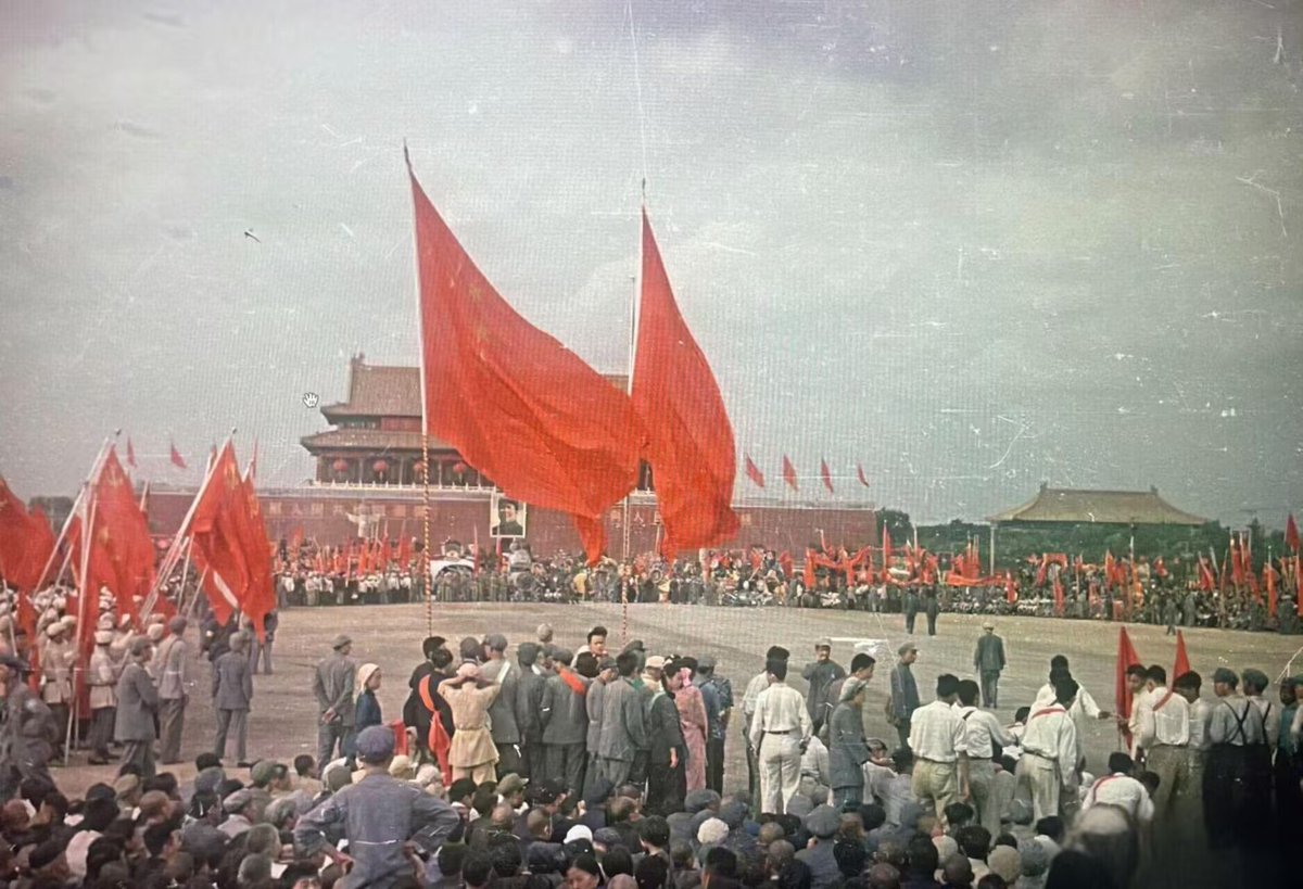 弹钢琴☭ tweet media