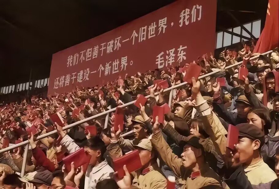 弹钢琴☭ tweet media