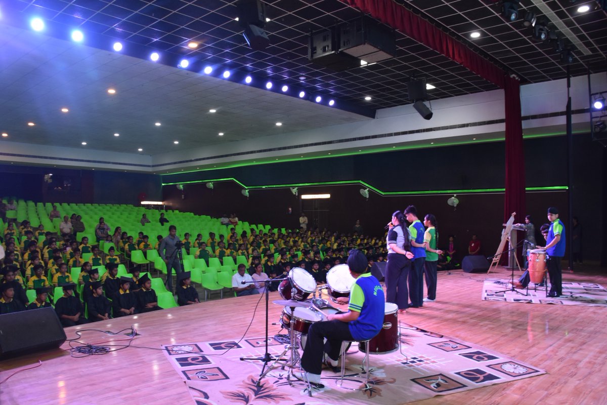 NosegaySchool's tweet image. 🎓 Graduation Ceremony – Class V to VI 🎉

#GraduationDay #ClassOf2026 #ProudMoment #SchoolMemories #NewBeginnings #AchievementUnlocked #FutureReady #CeremonyVibes #StudentSuccess #MilestoneMoment #NosegayPublicSchool #CBSE #AcademicExcellence #DreamBig #CelebrateSuccess