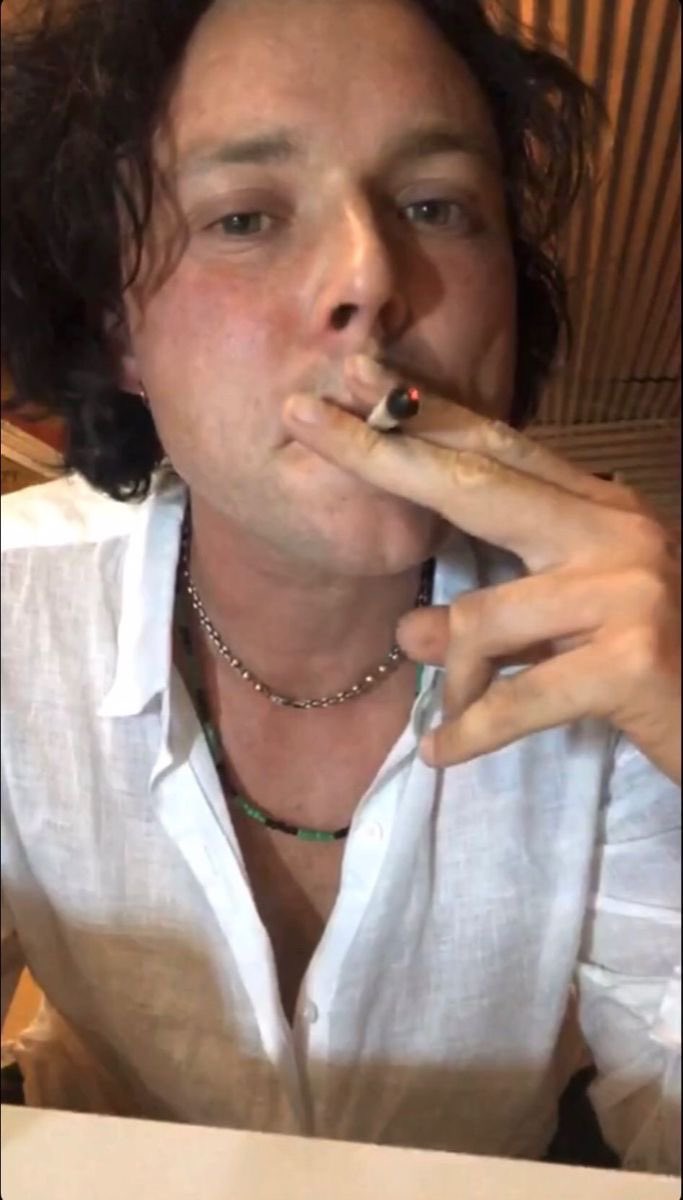 i need you guys to send me every single ashton picture that looks like this immediately