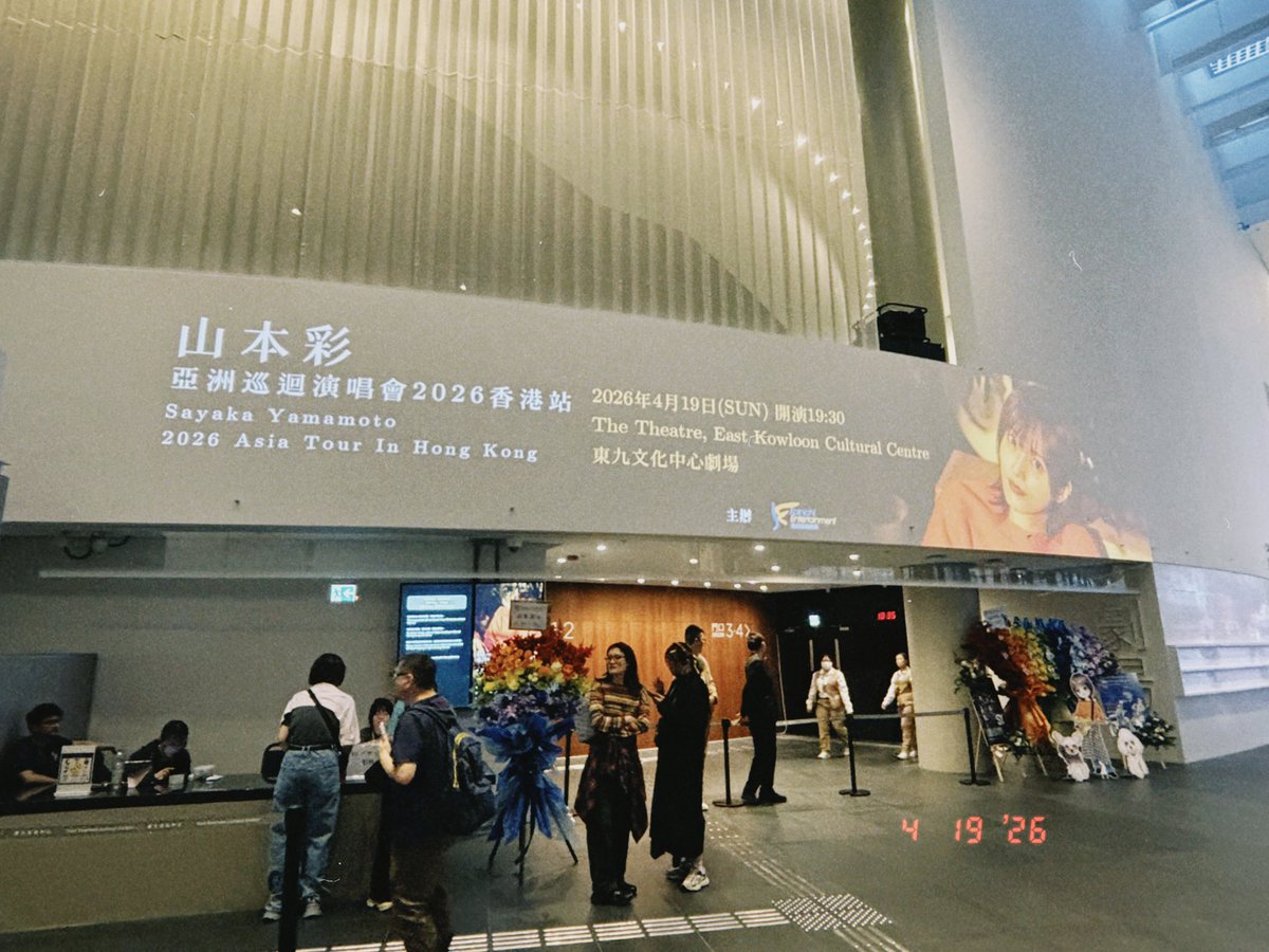 hululuzzz tweet media