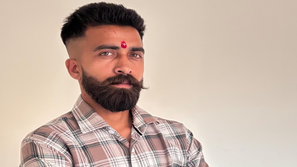 ETVBharatUK's tweet image. भाजयुमो नेता पर गाड़ी चढ़ाने और अपहरण की कोशिश, 7 लोगों पर मुकदमा दर्ज, सामने आया घटना का वीडियो
#BJYM #uttarakhandBJYM #BJYMleader @BJYM @BJYMinUK @BJP4UK @DehradunPolice 
etvbharat.com/hi/state/bjym-…