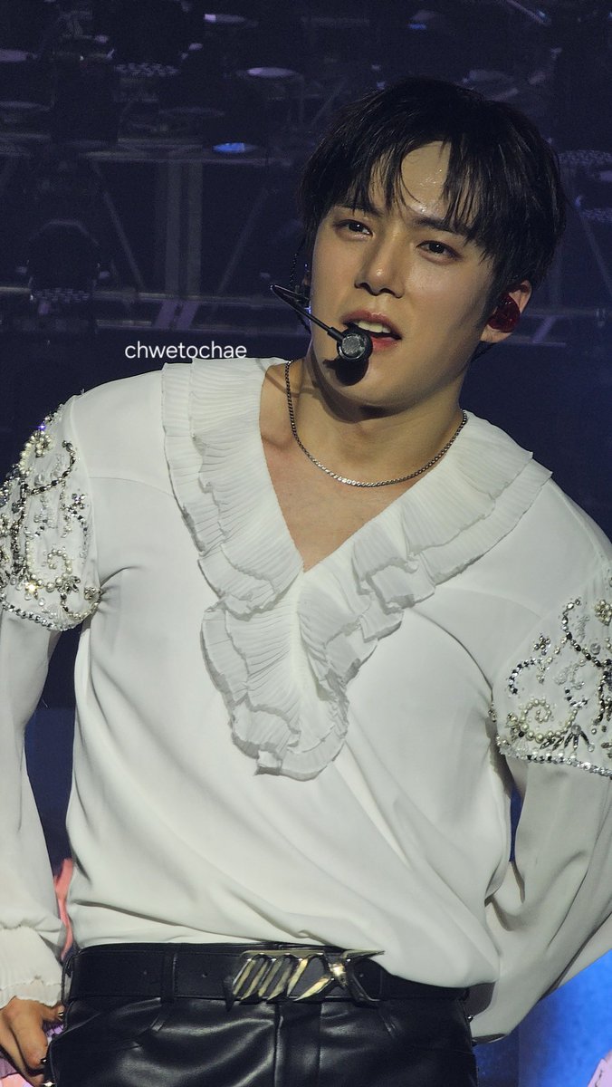 sal 🌸 tweet media