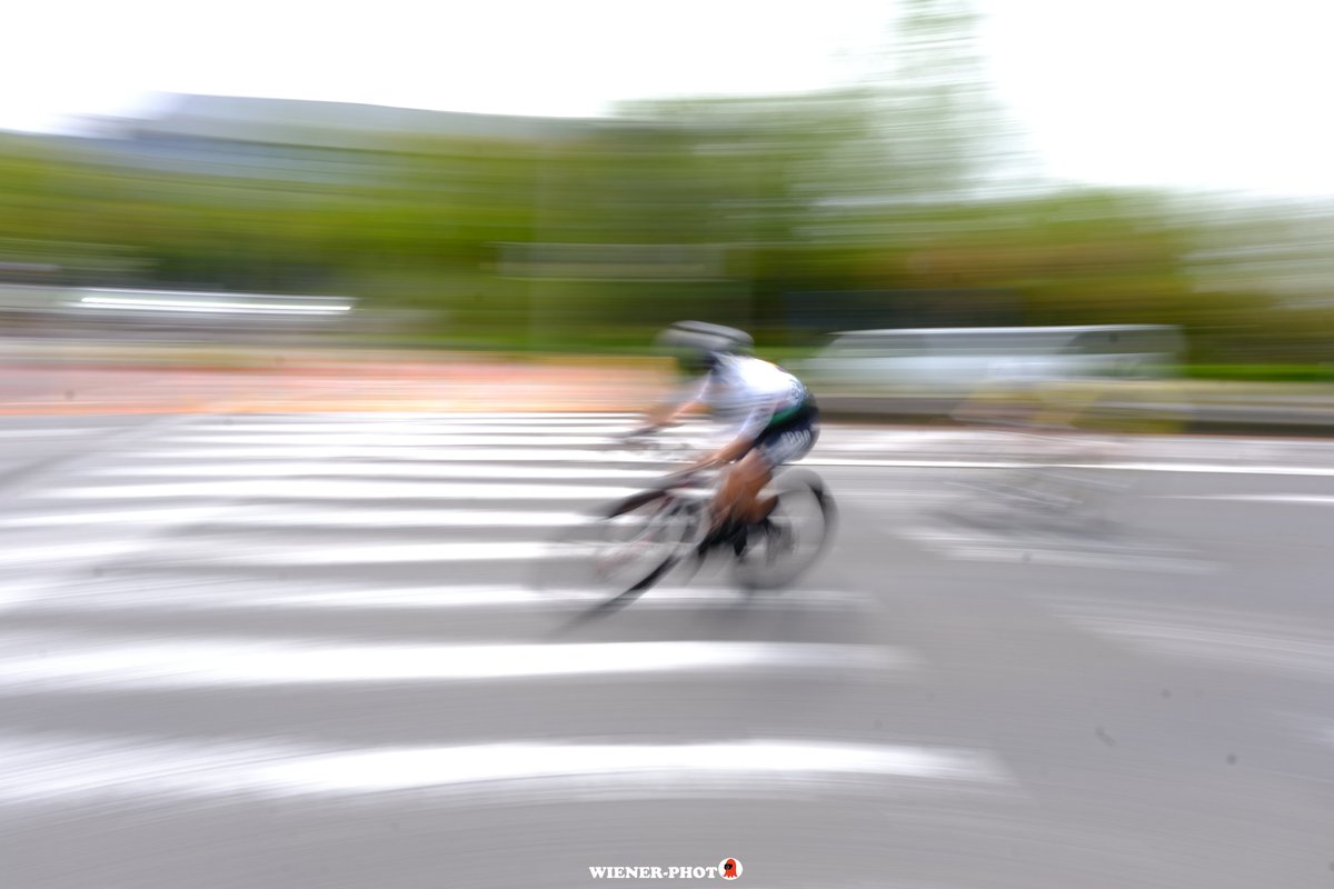 ウインナー夫 tweet media