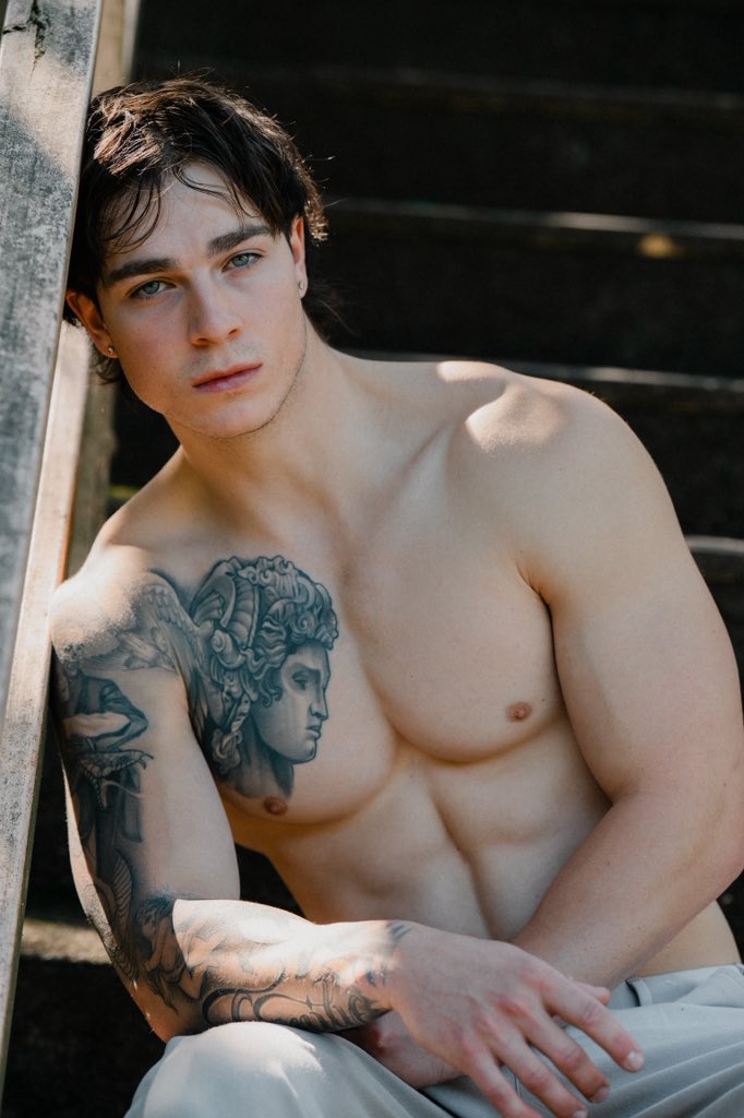 Wil Ćipura tweet media