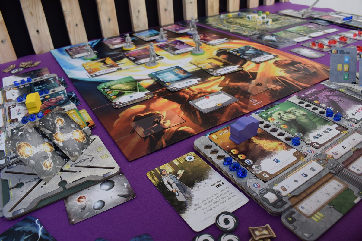 babylon__games's tweet image. Restart by @teetotumgames  is a clever and unique game with strong ideas and replay value. On gamefound April 28th. The prelaunch page is  live:
gamefound.com/en/projects/te…

#boardgames #geek #meeple #brettspiele #game #graplanszowa #jeuxdesociete #ボードゲーム #보드게임 #juegodesa