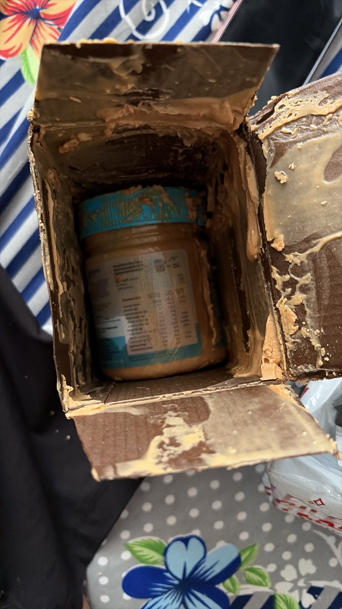 shobhit_04's tweet photo. @wholetruthfood  I ordered cold coffee flavoured 1kg protein and peanut butter . But i received only travel protein and spilled peanut butter in pathetic condition. Kindly look into it because we are no able to connect to customer care.
Order id -# 21221066 https://t.co/leIL9O1mKD
