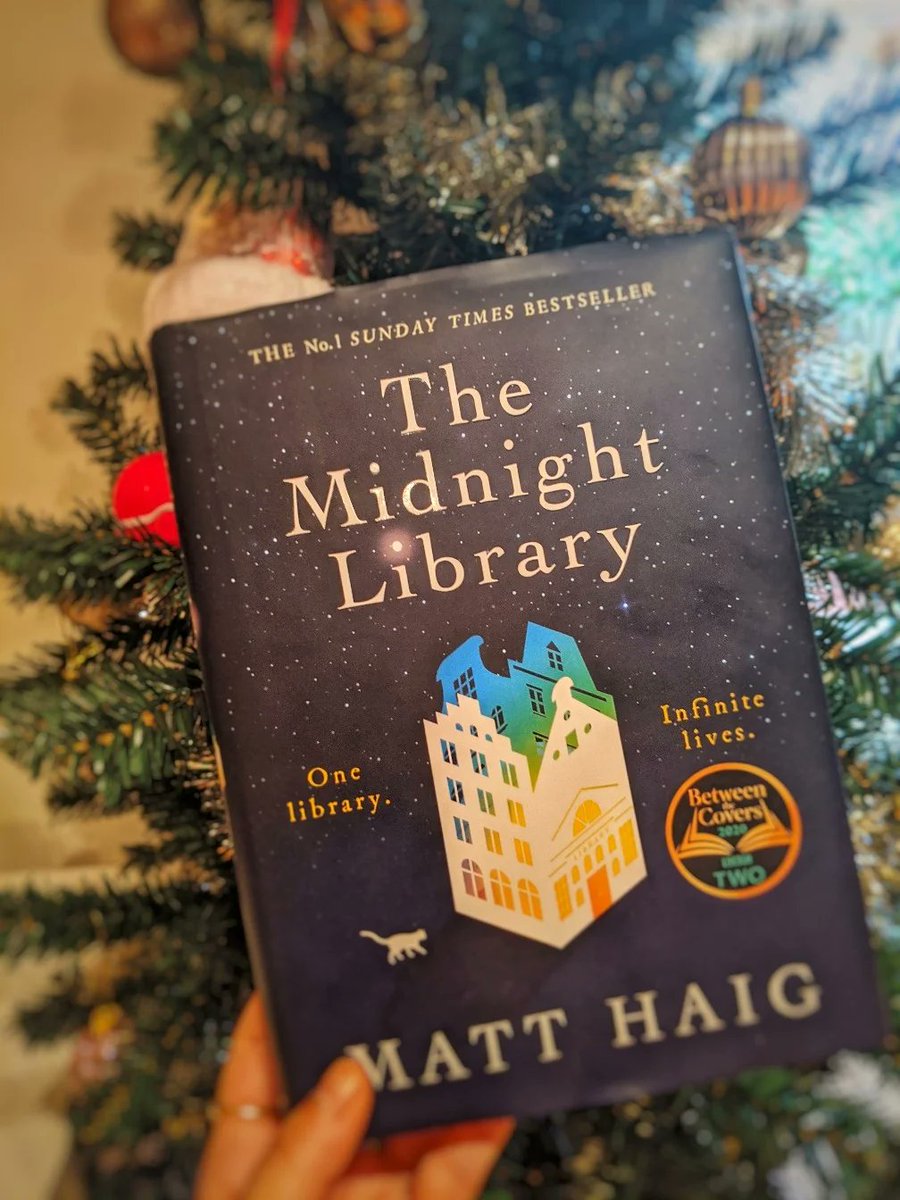 SabineChatin's tweet image. "The Midnight Library" by Matt Haig: A tiny library, infinite "what ifs"—find your way to a life you don’t want to leave. Grab it, curl up, and let regret melt into possibility. #BookLovers #MustRead