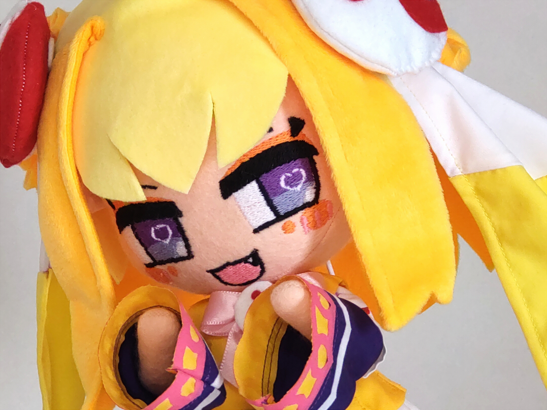 ミヨミちゃんのサカサマフォームです

今作は顔付け替えギミックタイプなのでこのような事が出来ます
本当は黒い服も作ってあげたかったけど私の体力の限界です

チェイスは見てるとすげー面白そうだけど自分でやってみるとむず過ぎて・・

#サカサマミヨミ #CCJ #チェイスチェイスジョーカーズ