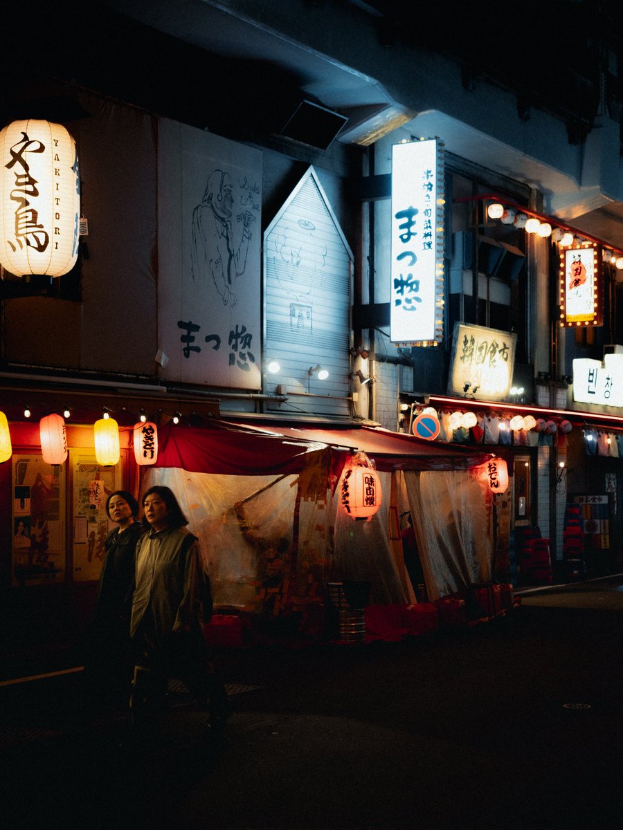 adrian_cw's tweet image. 有楽町
#tokyo 
#sonyalpha 
#streetphotography 
#madewithlightroom