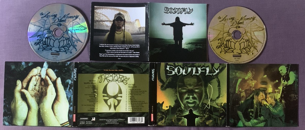 twist3dstrAight's tweet image. ℳ𝓊𝓼𝒾𝓬𓂃✍︎𝄞 #Anniversary ˖ ݁♬⋆.˚

 ༺𓆩𖤓 SOULFLY 𖤓𓆪༻

𖣐﴿﴾ Self titled Debut ﴿﴾𖣐

Released 21.04.1998 🇺🇸
1999  2CD Digipak

#NuMetal #Folk #Groove #Thrash #Death #Metal #music @rrusa @TheSoulflyTribe