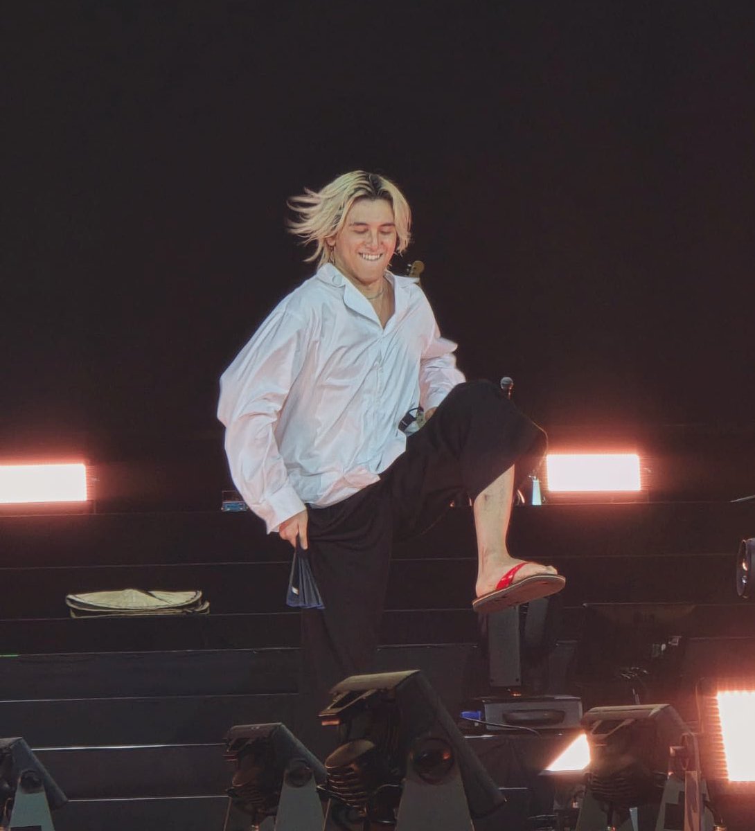 I need you back🇭🇰 😭🙌🏻 #FujiiKaze 
Miss you so much!!