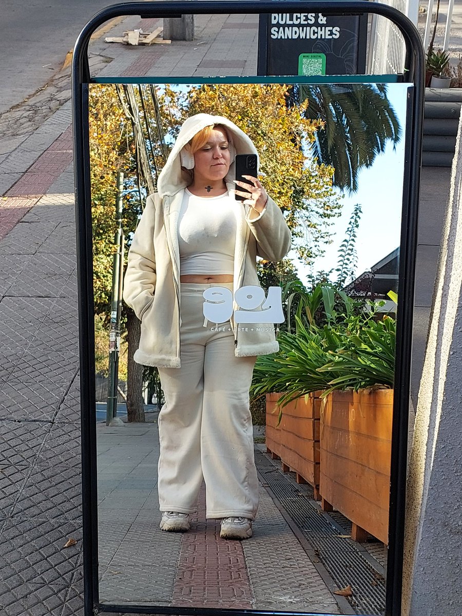 Lolitabunny tweet media