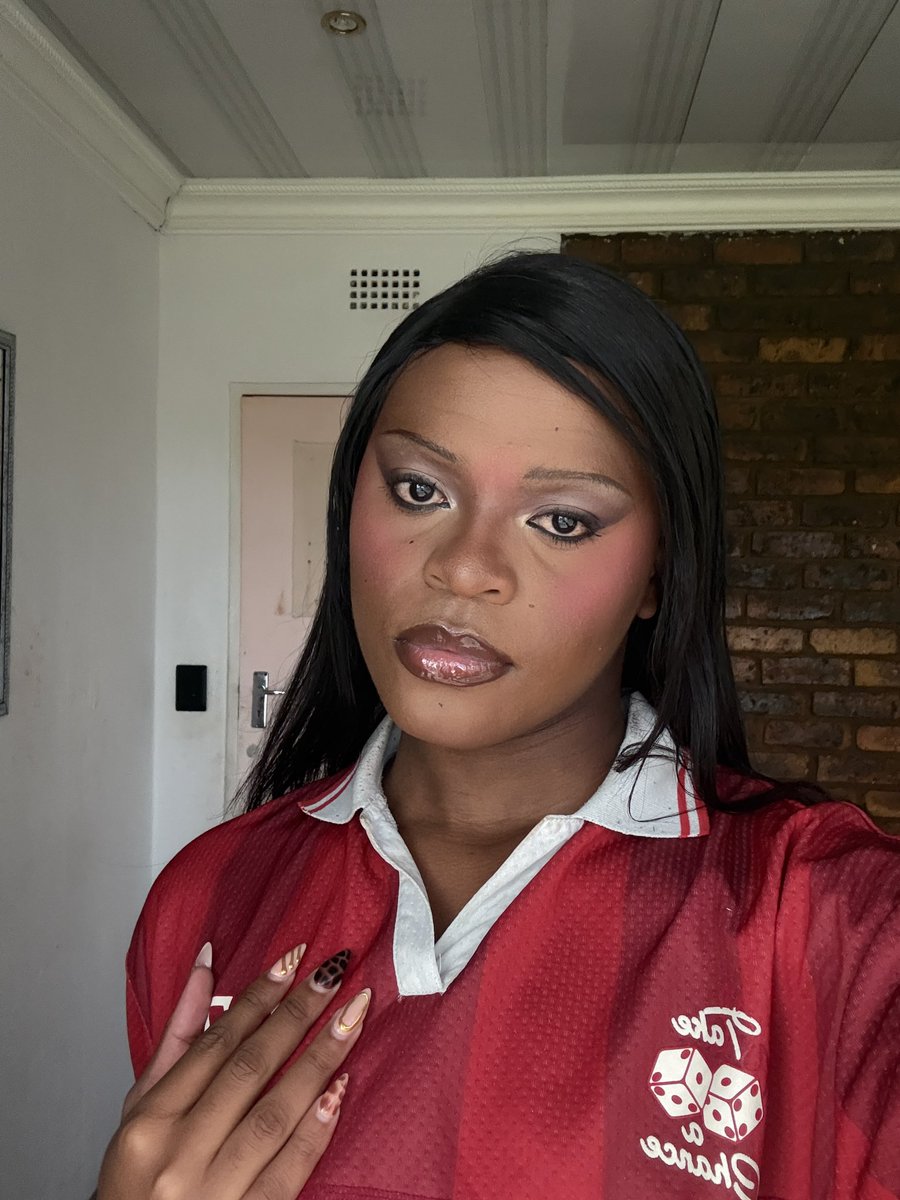 enby ferragamo tweet media