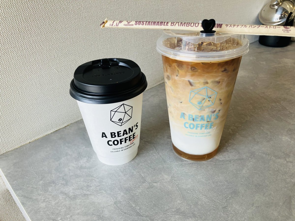 Ranka_did's tweet photo. 土曜日の朝昼兼用はお寿司🍣

からの…

@a_beans_coffee さんのコーヒー持ち帰りε=ヾ(*~▽~)ノ
久しぶりにチャイじゃなくて、コーヒーのイベントの時に初めて飲んだヘーゼルナッツカフェラテにしたよ(^^)
最近、社長さん？みないけどお元気かしら🤔 https://t.co/NWIEHn6Qqd