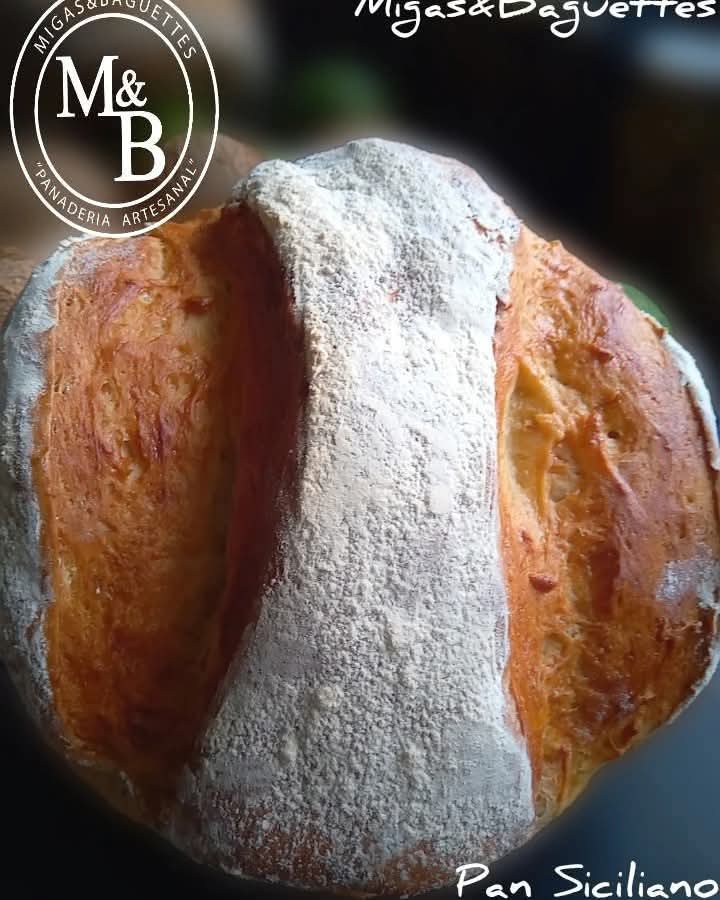 migasybaguettes's tweet image. ¡Hoy va a ser un gran día! Vamos a seguir haciendo los panes que nos gustan🔥🥖

Siciliano de 1.100 g

Pan Siciliano de la casa ¡Así me salen!😋

#pansiciliano #hogaza #bakery
#migasybaguettes #panaderia #panaderíaartesanal
