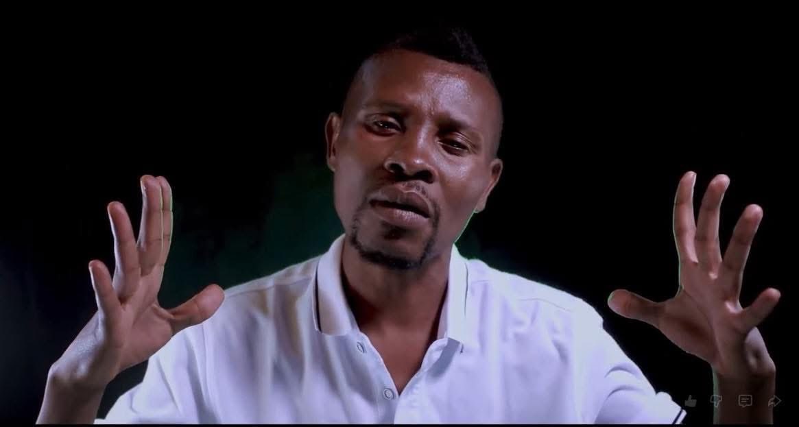 gloiremurhigisi's tweet image. La ville de #Bukavu en deuil 
RIP l’artiste #AMERICANO l’un des collaborateurs de notre frère SM WAWA @wembi_steve 
Kazi ni Kazi 🕊️