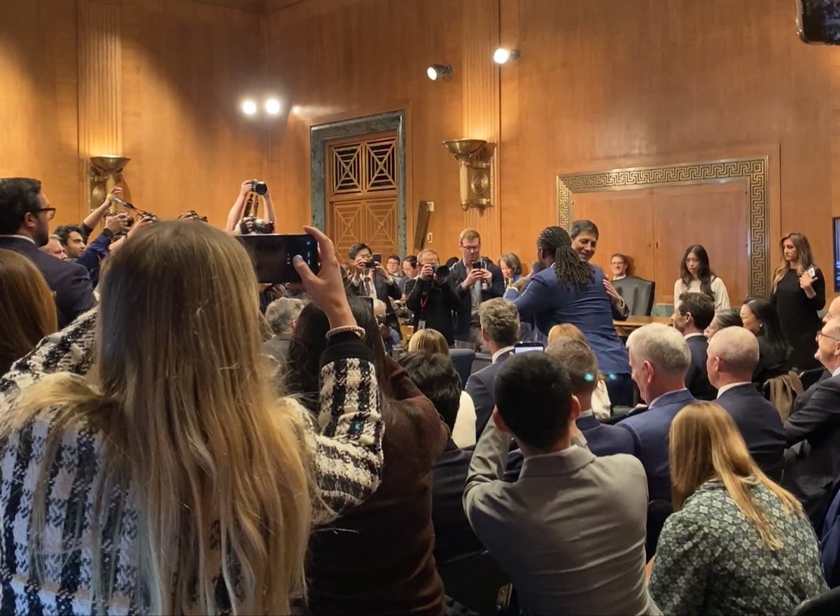 beiyis's tweet photo. President Trump’s nominee to succeed Powell as Fed chairman — Kevin Warsh — arrives at his confirmation hearing this morning: https://t.co/iaQylnADDZ