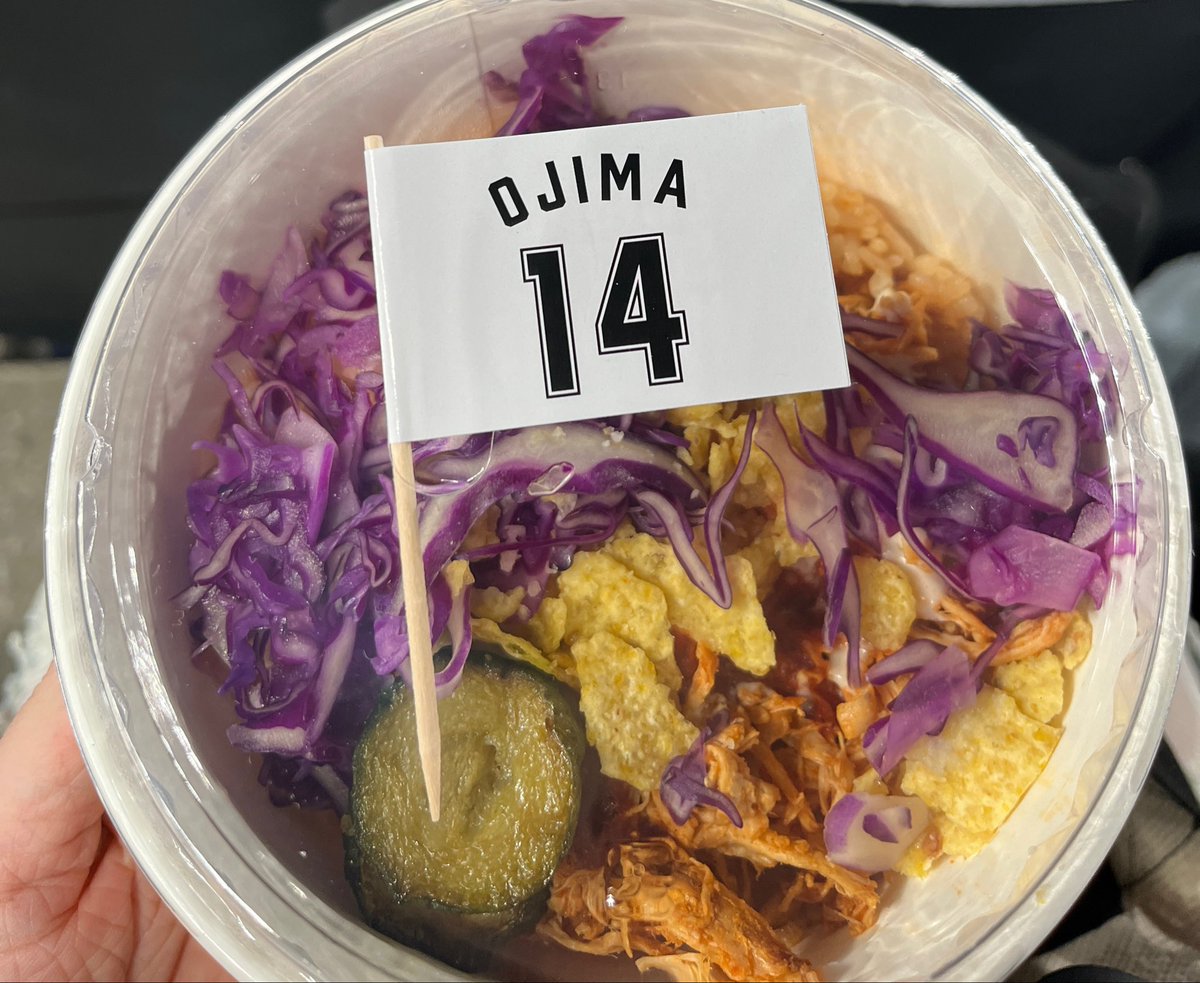 みつる tweet media