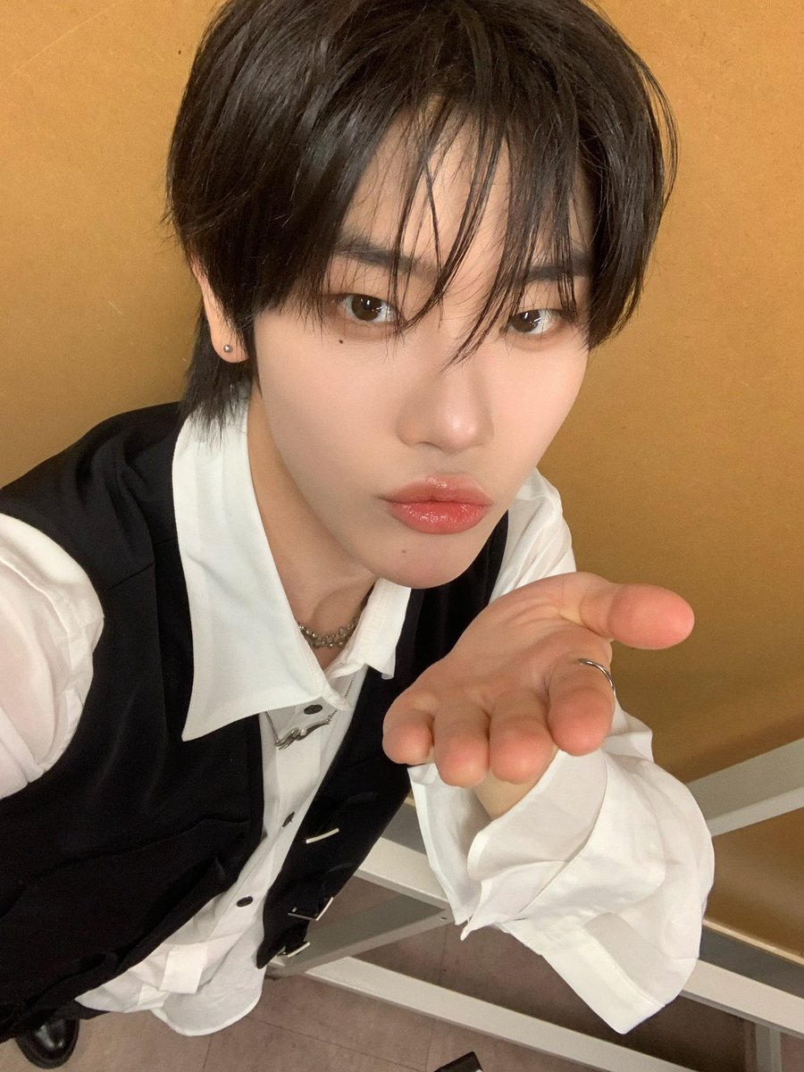 CLOSE YOUR EYES MEMBERS tweet media