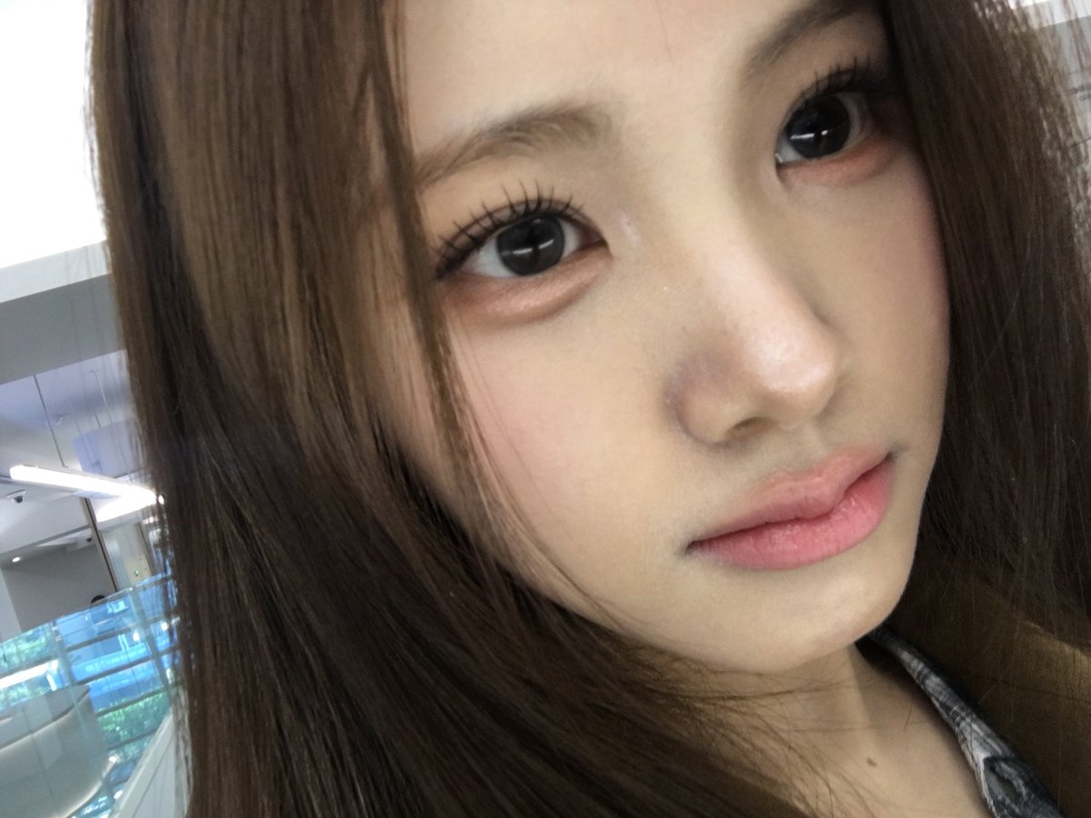 Global_BDC's tweet image. 260420 | 🐰 wvs uodate

i miss you
🔗 weverse.io/babydontcry/ar…
#BabyDONTCry #BDC #베이비돈크라이 
#YIHYUN #이현