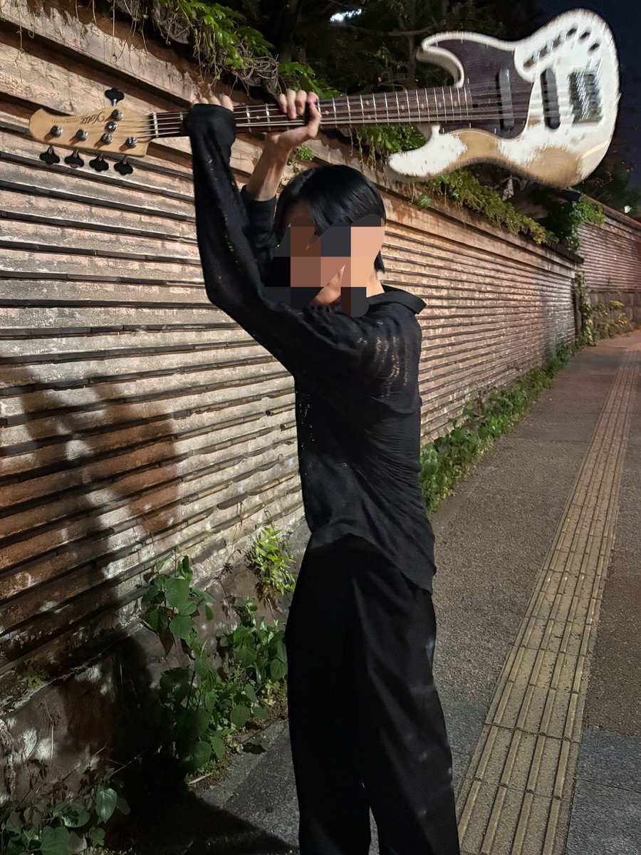 snow_bass_y's tweet image. MNG!!
Xotic XJ-1T
念願のxoticを購入しました！
ジャズベの乾いた音と甘いトーンを兼ね備えたいい竿です
エイジドも素晴らしい
弾き倒します
#MNG  #xotic