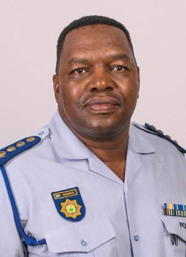 ApostleDeza's tweet image. “We all should be fighting organised crime, yet I find myself accused under the PFMA,” says Fannie Masemola.

Speaking earlier today, the General maintained that he knows he is not guilty of any criminality, but emphasised that the law must be allowed to take its course.

For me