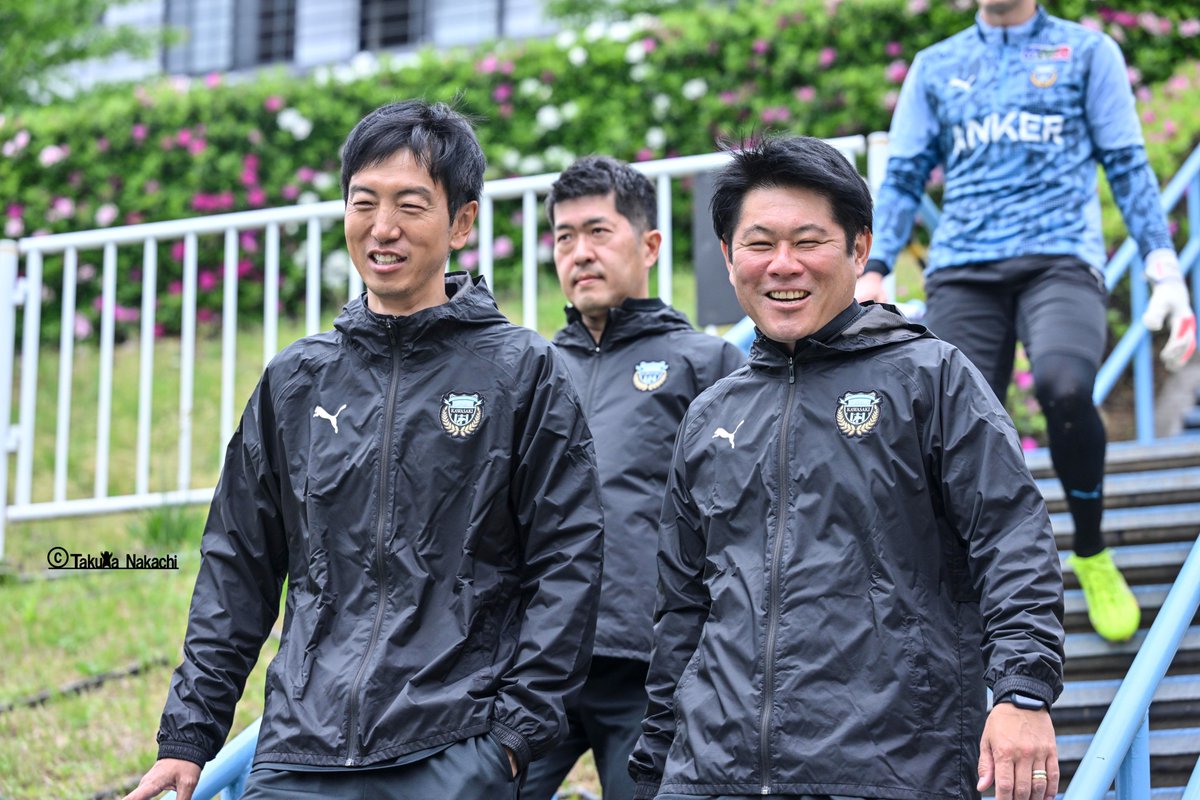 城とサッカーの編集者兼記者兼カメラマン tweet media