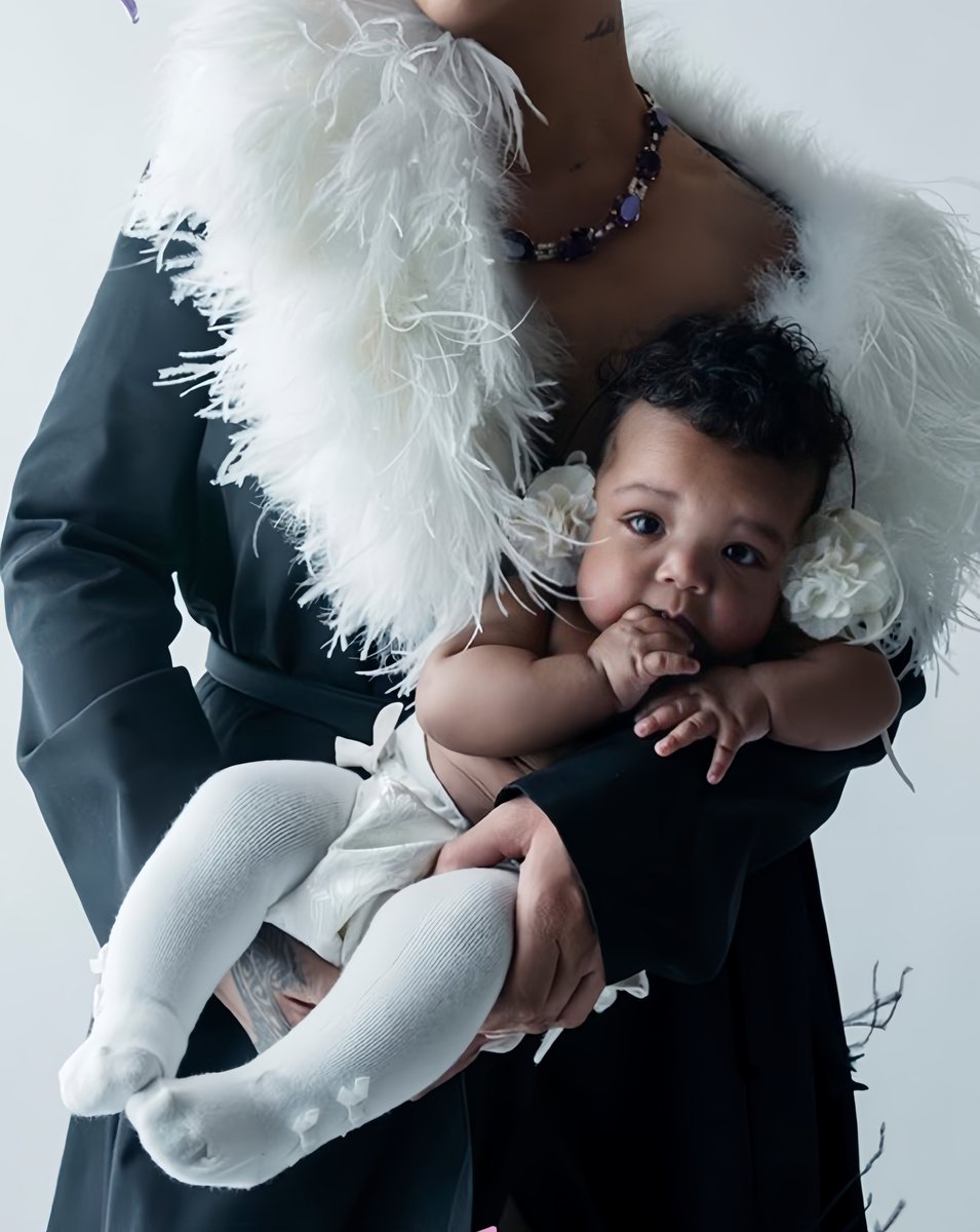 truefenty's tweet photo. A Rocki Irish usando Dior nossa pequena Rihanna 🥺🤏🏽🧸 https://t.co/sPQVpux14w