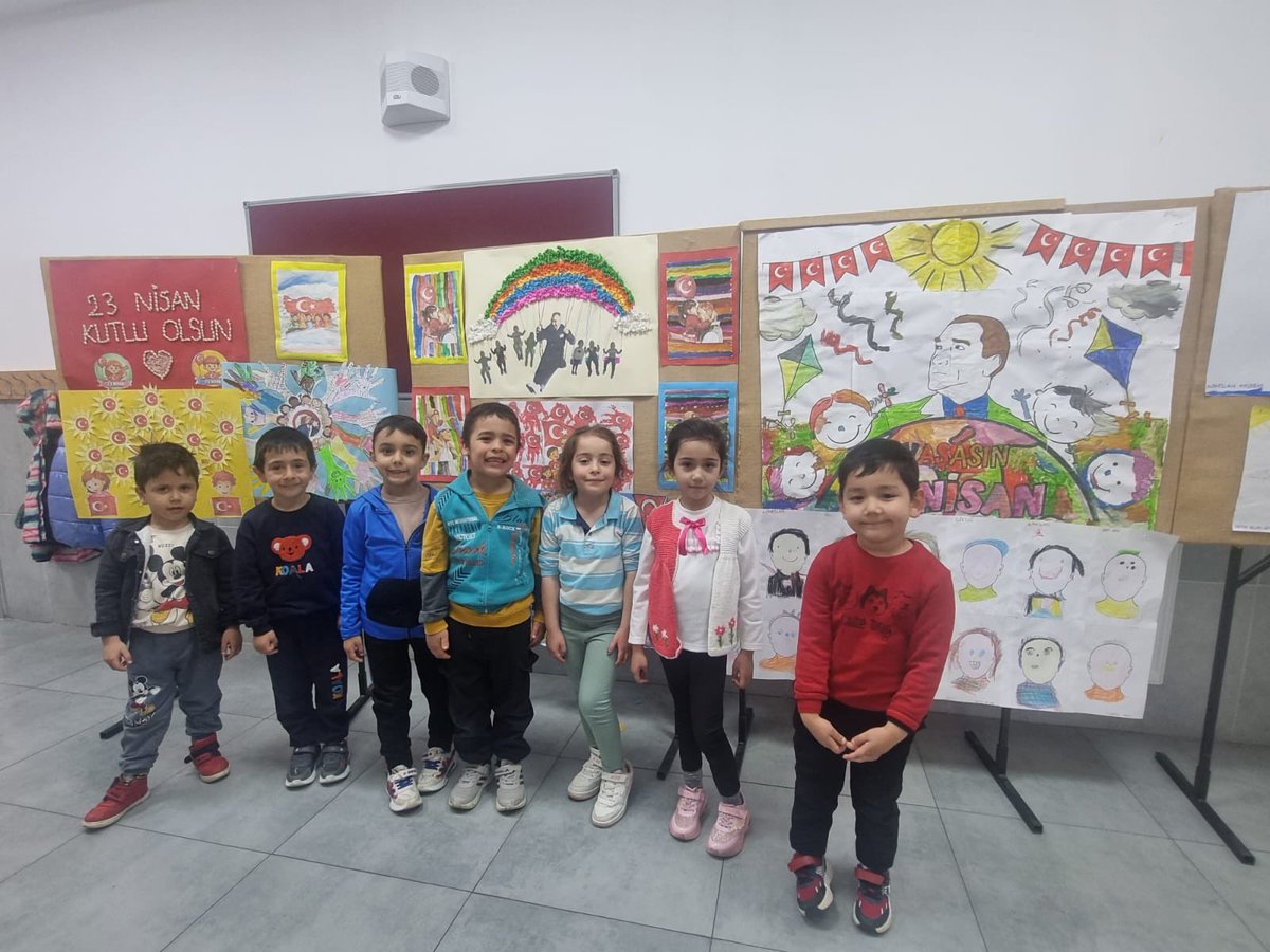 IlceGonen's tweet photo. Maarifin Kalbinde Çocuk Etkinlikleri Kapsamında İlçemiz Süleyman Demirel İlk ve Ortaokulunda Düzenlenen Geleneksel çocuk oyunları çuval yarışı etkinliği yapılarak Öğrencilerin Neşesiyle Renklendi. #maarifinkalbindeçocuk https://t.co/rLcgkcsSIu