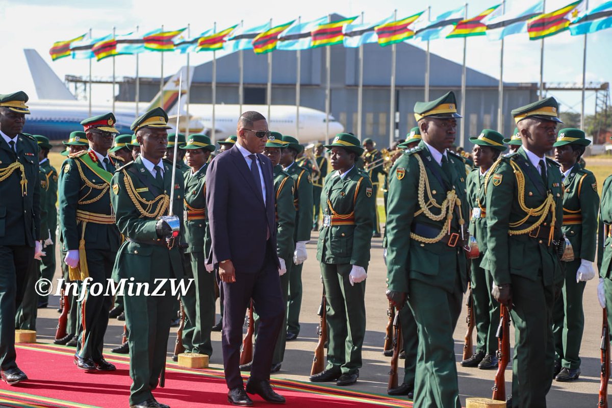 InfoMinZW's tweet image. His Excellency Advocate Duma Gideon Boko @BWPresidency was treated to a 21- gun salute before he proceeded to inspect the Guard of Honour.
#engagement
#Zimbabwe 
#Botswana