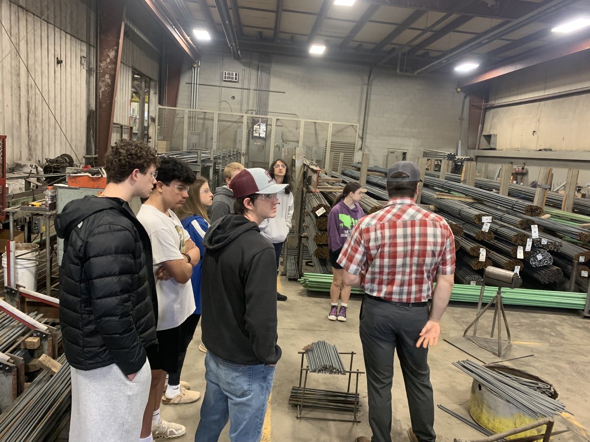 bloomfieldcsd's tweet photo. Applied Math in Action 🧮🏗️

Students in our Applied Math class took a field trip to Lakelands Concrete. They learned how precast concrete forms are made, how concrete is poured, how finished pieces are transported, and the roles involved at each step. 🚚

#BCSProud https://t.co/AWX2J8nI58