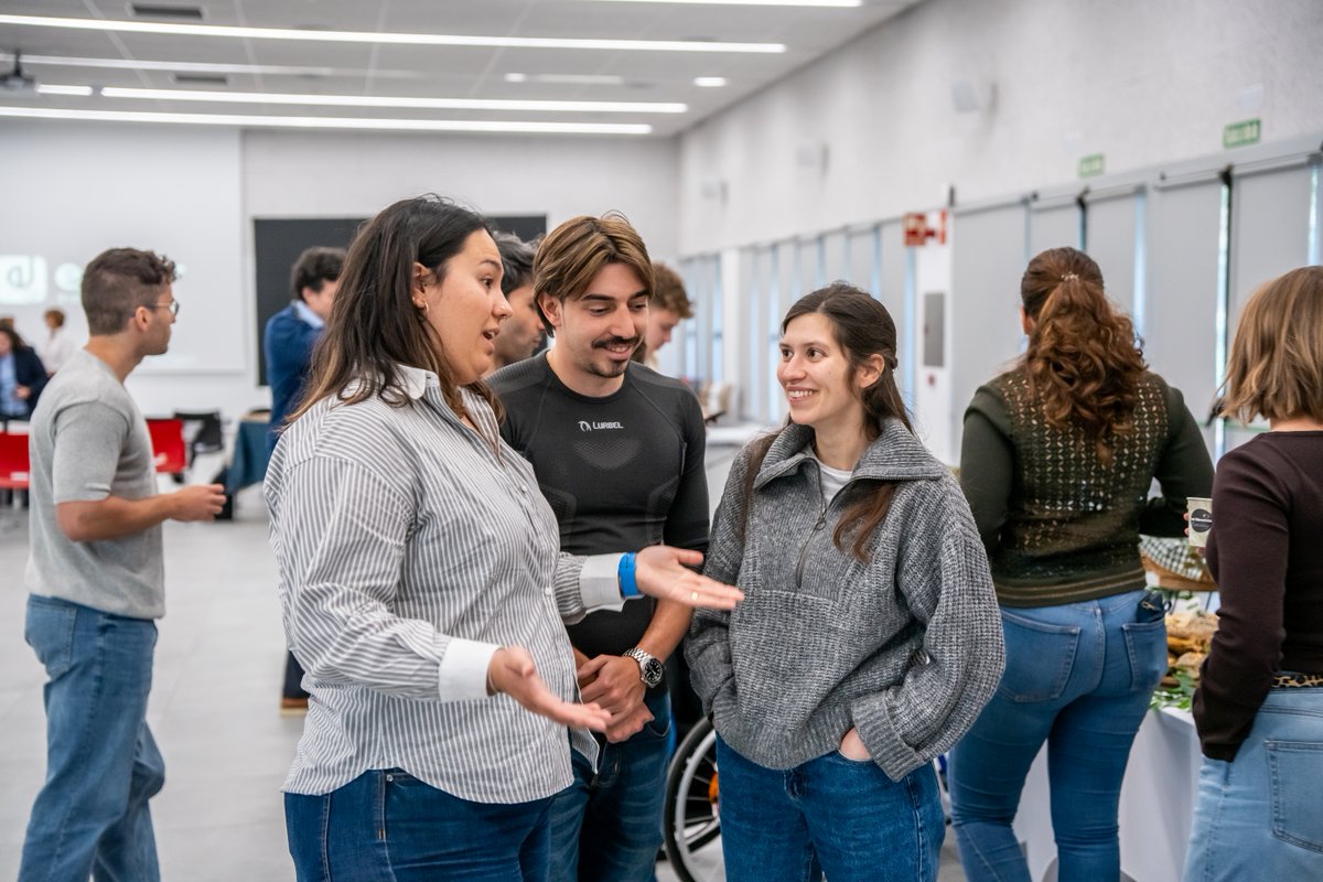 ITCCANARIAS's tweet image. 👥#Conectando2026 acerca a jóvenes investigadores al ecosistema empresarial innovador de #Canarias, uniendo #conocimiento, #empleabilidad e #innovación.
 
💡Iniciativa impulsada por el ITC y financiada por el @SCEmpleo  a través del COE Canarias.