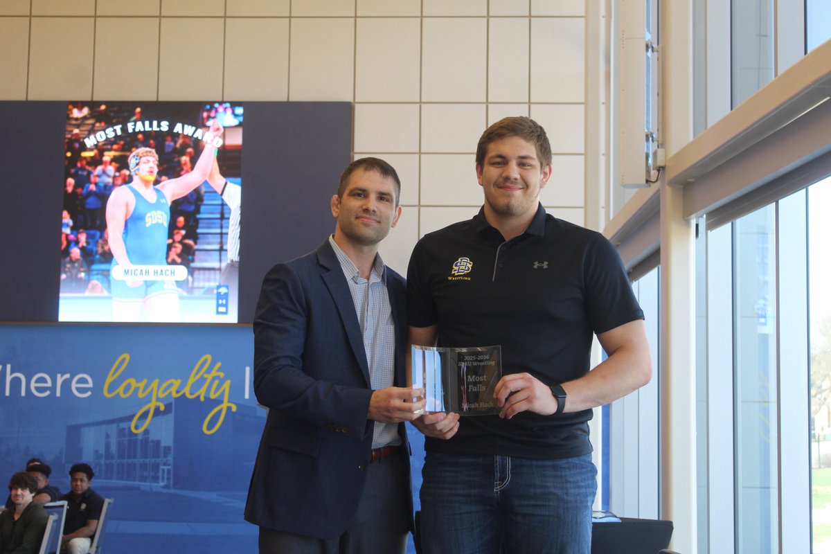 GoJacksWrestle's tweet image. Most Falls: Micah Hach

#GetJacked x #GoJacks🐰