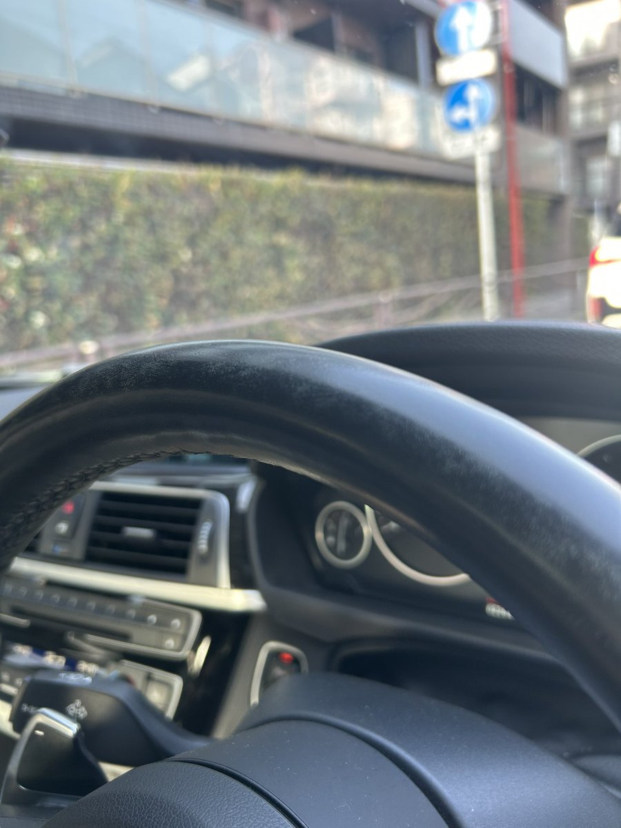 PCCBindividual's tweet photo. コストコのオキシクリーン
やりすぎて禿げてきた
これ以上使えない https://t.co/hstky3PFsq