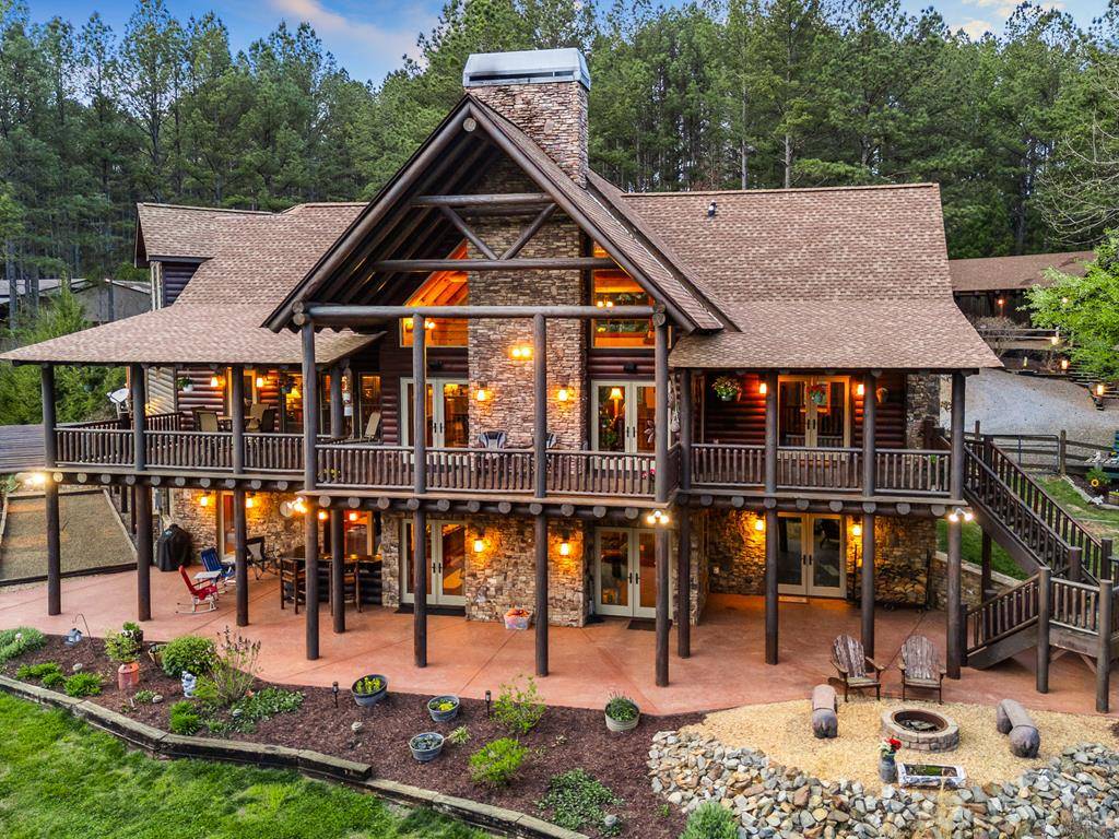 Explorer tweet media