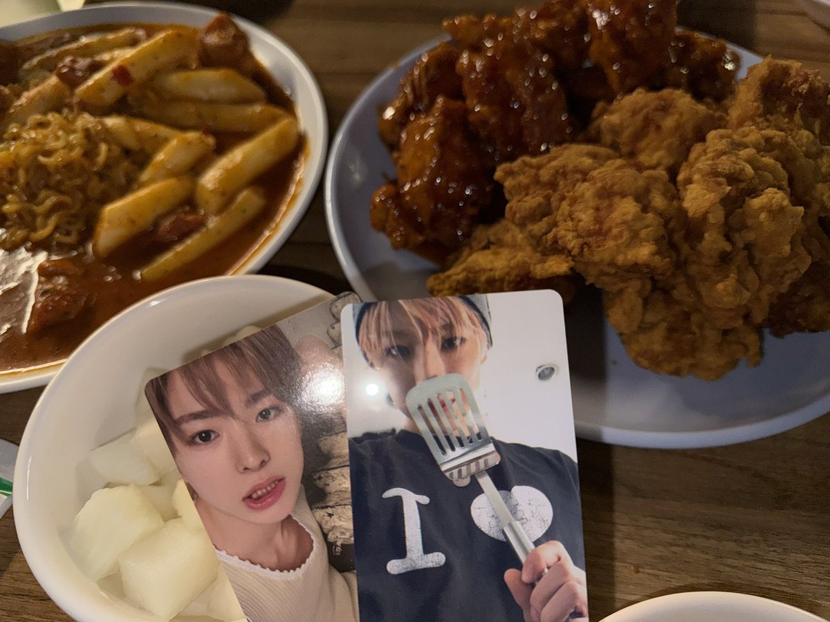 비쿠리 びっクリ tweet media