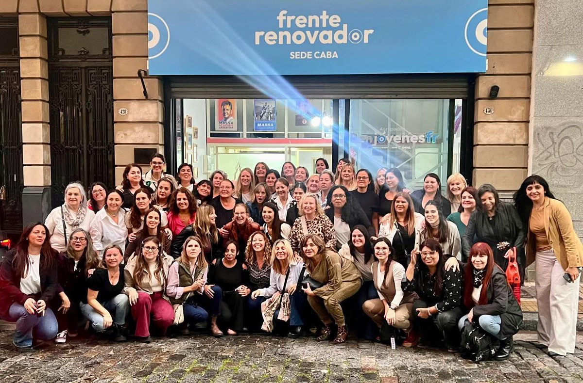 💜 Ayer participamos de un encuentro de <a href="/frmujeresok/">Mujeres FR</a> para pensar, planificar y poner en común ideas para nuestro futuro 

Ante un presente de ajuste y violencia, estos espacios son importantes y enriquecedores para que las mujeres sigamos construyendo la Argentina que queremos 🇦🇷