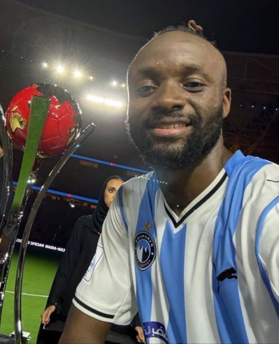 The President tweet media