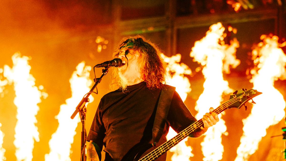 🤘SLAYER announce 'Reign in Blood' 40th anniversary shows with DOWN, CANNIBAL CORPSE and more
revolvermag.com/events/slayer-…