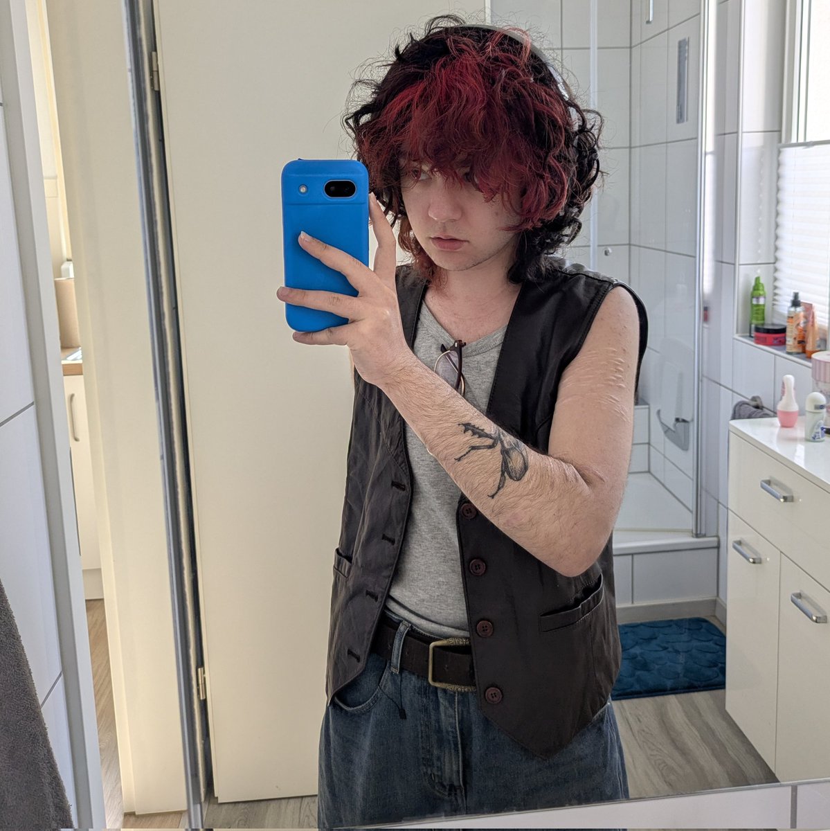 Rio ☘️ bug oomf irl :3 tweet media