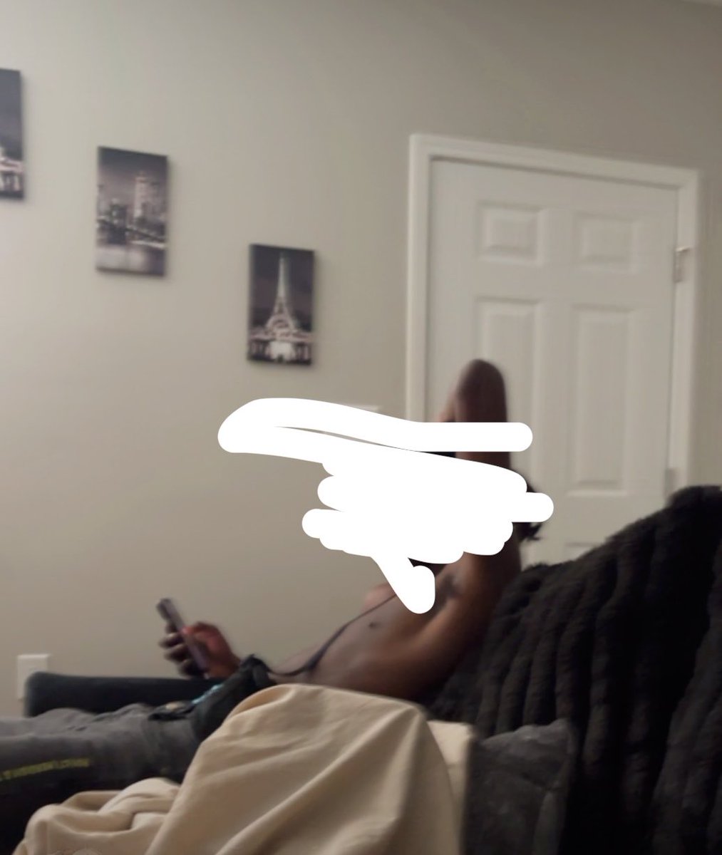 He didn’t even see the camera 🤐 onlyfans.com/ctayethepresid…