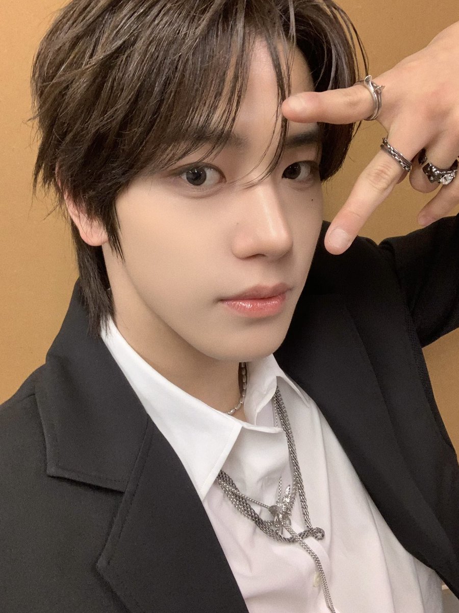 CLOSE YOUR EYES MEMBERS tweet media