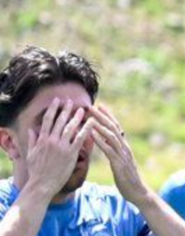 Llorando con las caras de la vuelta al trabajo de la Real