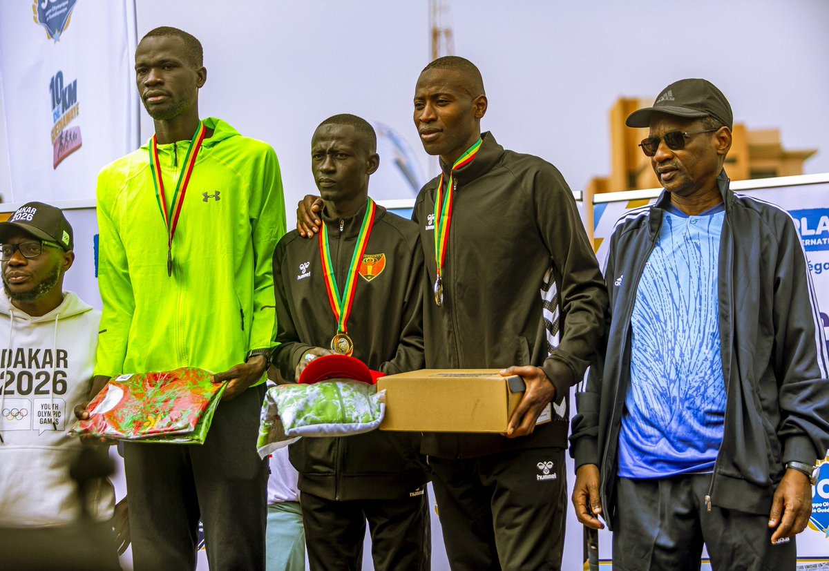 JOG CLUB tweet media