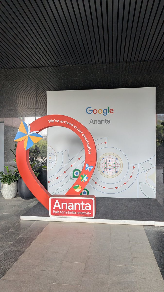 jyothsnaan15's tweet photo. Visited the @Google Ananta office, Bangalore & it's so spacious & beautiful! ✨
Looking forward to going back again
📸 @GooglePixel_US
#Google #GoogleIndia #GoogleAnanta #Bangalore #fyp @GoogleIndia https://t.co/lluqAj8wP3