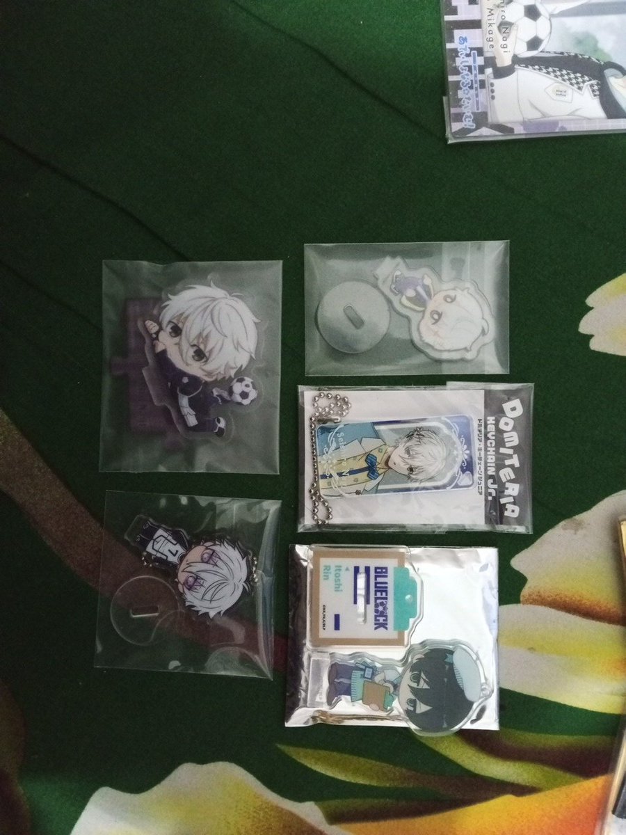 Cemongann's tweet photo. WTS 
MINI STANDE NAGI BOBOAN 35K
MINI STANDE NAGI JALAN 25K
KEYCHAIN STANDE NAGI 25K
KEYCHAIN NAGI DOMITERIA 40K
MINI STANDE RIN ITOSHI 35K

Exc adm 
#WTS #wtb #nagi #bluelock #warungbluelock https://t.co/C9X7q6cyCH