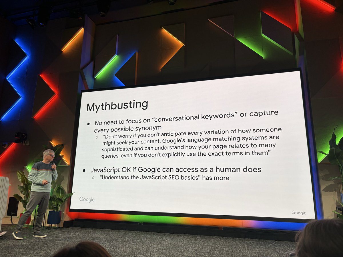 marthavanberkel's tweet image. “JavaScript is fine” we know how to crawl it. Google Search Central Toronto #SEO #GEO @schemaapptool