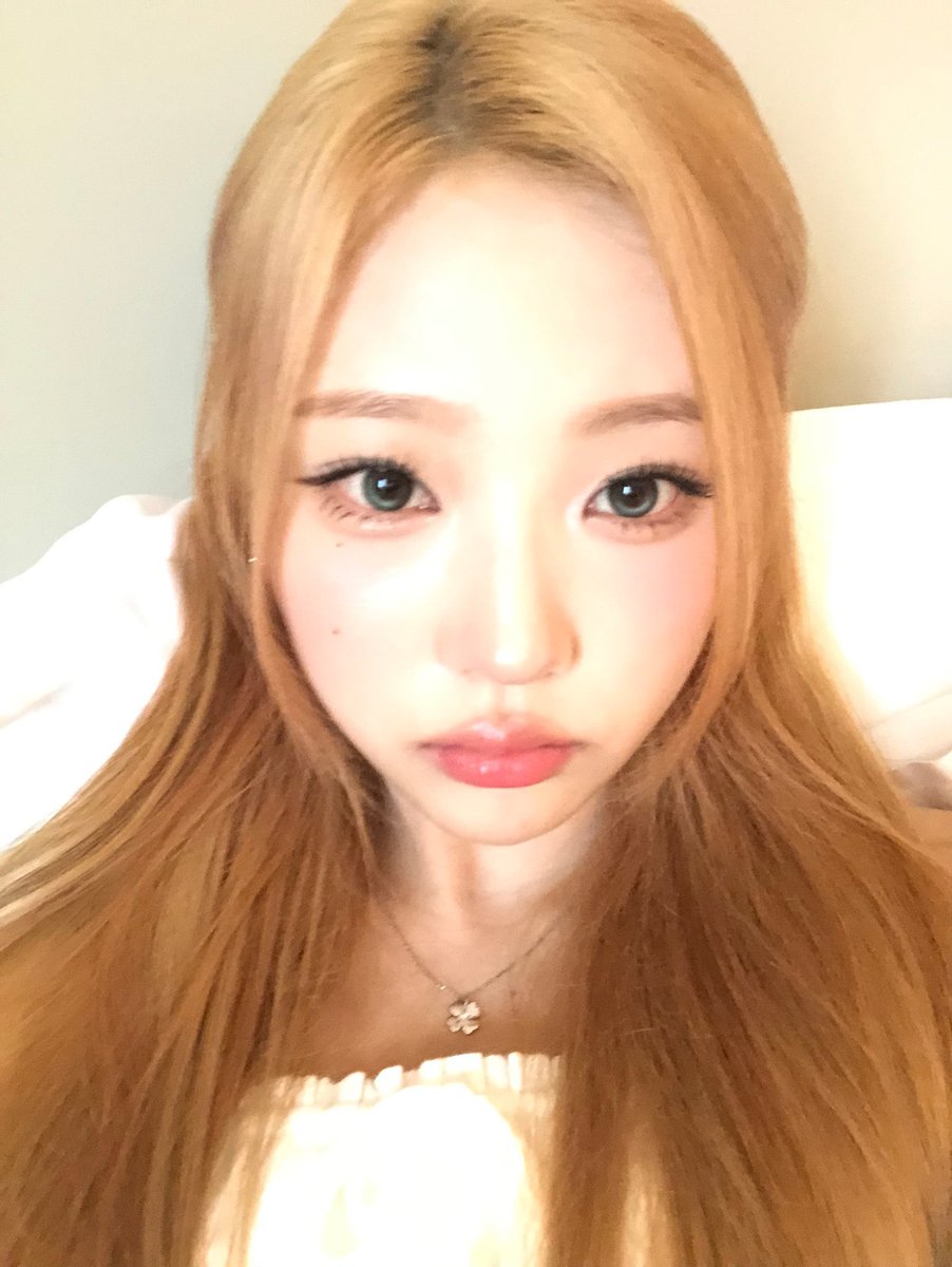Stellakinns's tweet photo. i promise you i wasn’t thinking about food :[ https://t.co/gTt2EB7vWi